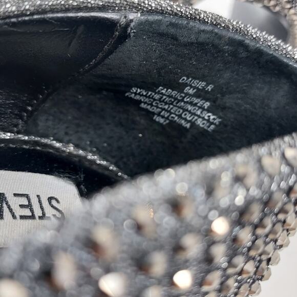 Steve Madden "Daisie" Silver Studded Stiletto Pump Pointy Toe Heels Size 6 - Picture 8 of 8